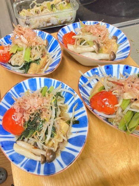 野菜たっぷり乗せ簡単揚げ豆腐の写真