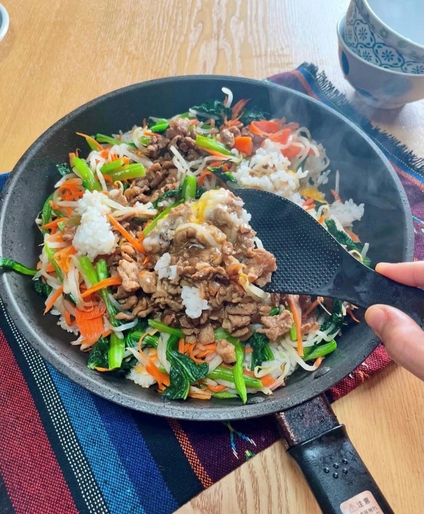 ワンパンで石焼ビビンバの完成写真
